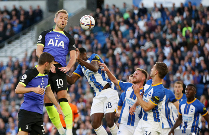 意甲-莱奥制胜球 米兰1-0客胜卡利亚里暂登顶 [意甲AC米兰]