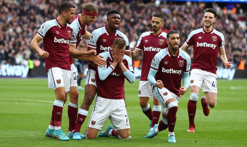 快船103-102勇士2喜2忧！桑普森奇兵，柯林斯太好用，祖巴茨快走