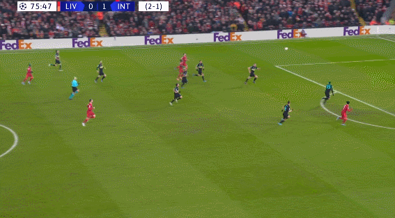 NBA媒体热议：老鹰队自作自受，2018年，拿东契奇换特雷杨，2026年，特雷杨又变成了麦科勒姆