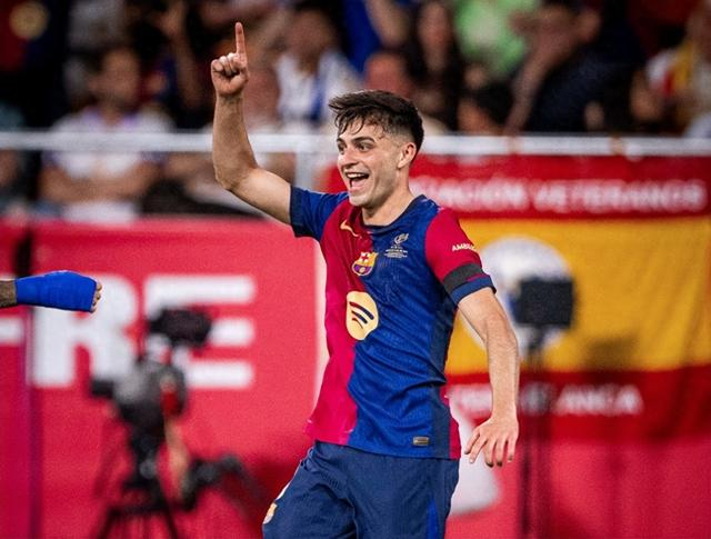 勇士胜雄鹿！库里+梅尔顿轰51分，霍乐迪惊喜作用，格林仍副作用