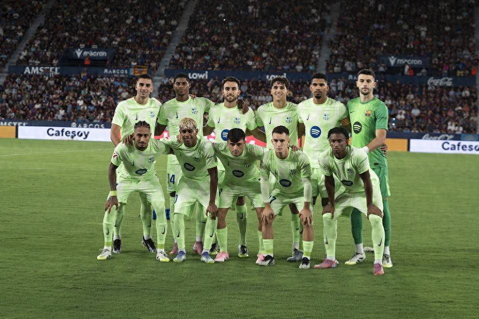 东契奇36+9+8 詹姆斯26+7+10 湖人逆转灰熊