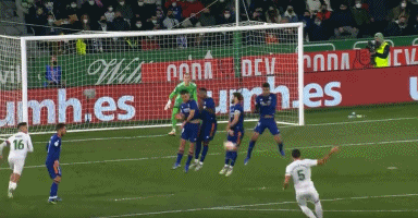 世嘉力推如龙P5手游化 愤怒的小鸟或与索尼克联动